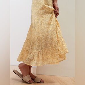 Banana Republic Sz L Butter Yellow Floral Half Lined Tiered Swing Maxi Skirt